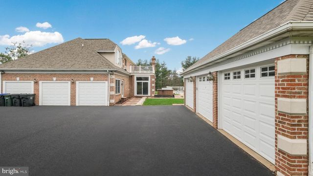 26 BRECKENRIDGE DR, Warminster, PA 18974