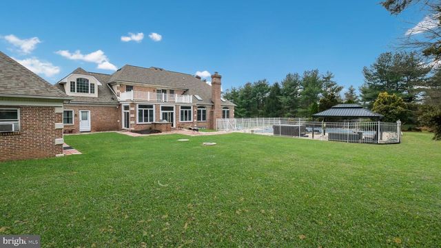 26 BRECKENRIDGE DR, Warminster, PA 18974