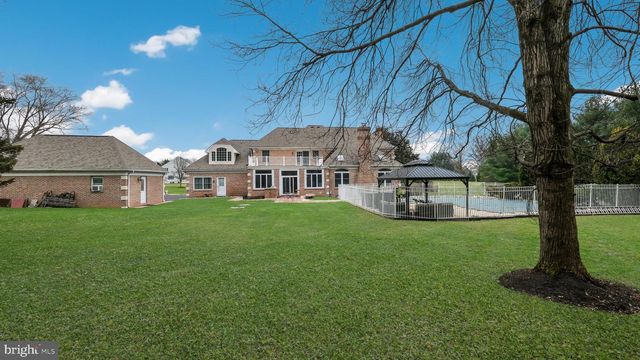 26 BRECKENRIDGE DR, Warminster, PA 18974