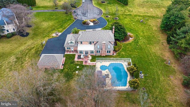 26 BRECKENRIDGE DR, Warminster, PA 18974