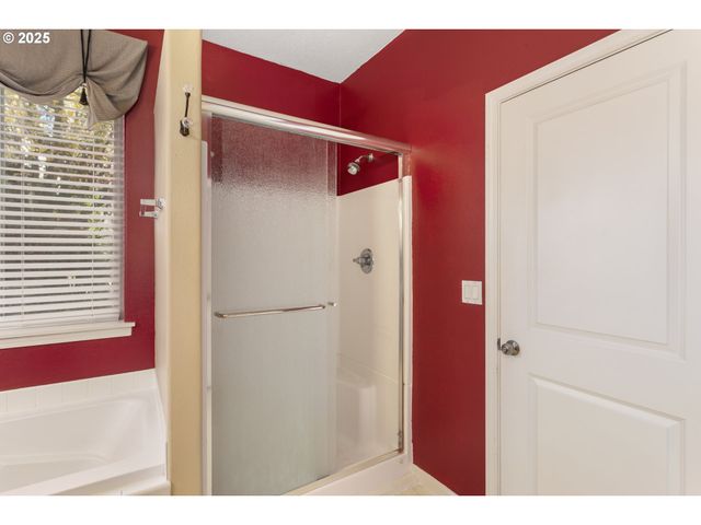 3249 WILD ROSE Loop, West Linn, OR 97068