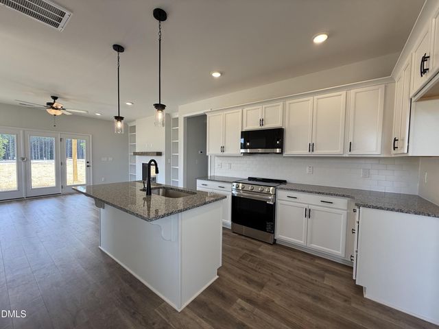 53 Sundrops Trail, Dunn, NC 28334