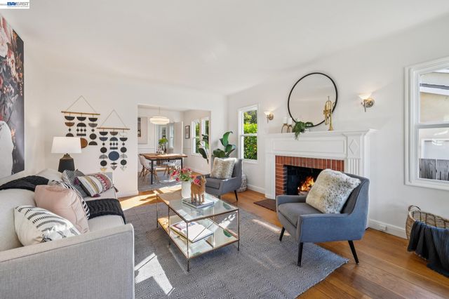 3233 SAN JOSE AVENUE, Alameda, CA 94501