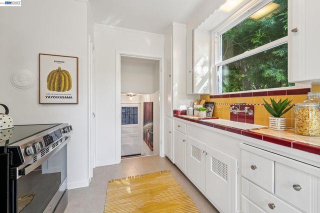 3233 SAN JOSE AVENUE, Alameda, CA 94501