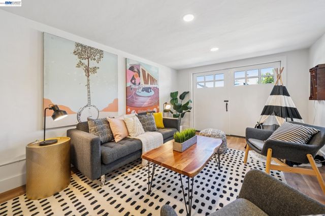 3233 SAN JOSE AVENUE, Alameda, CA 94501