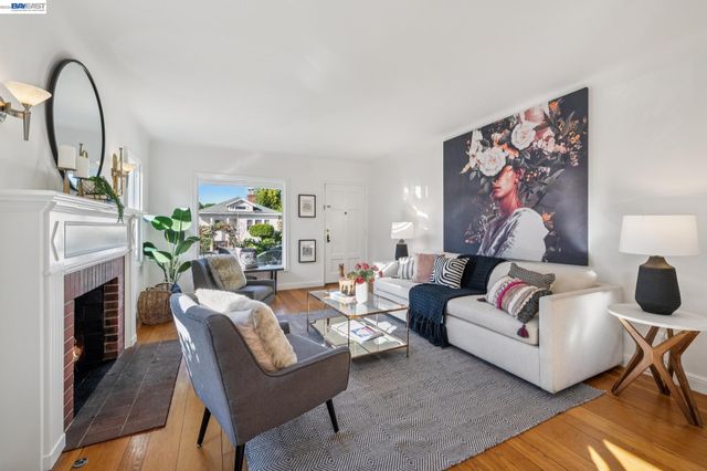 3233 SAN JOSE AVENUE, Alameda, CA 94501