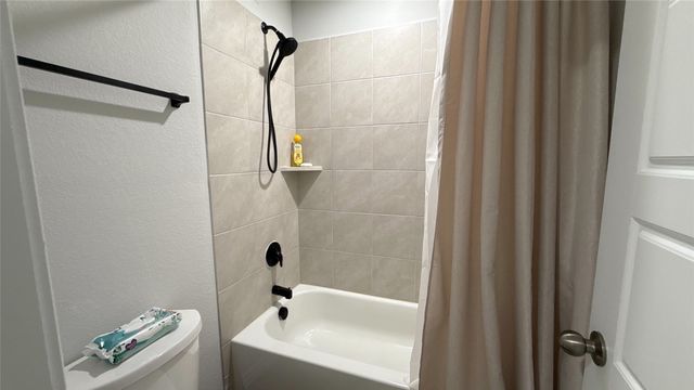 1025 Wind Drift Way, Fort Worth, TX 76131