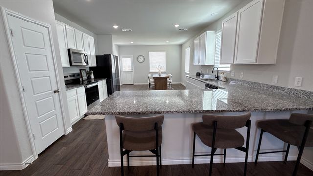 1025 Wind Drift Way, Fort Worth, TX 76131