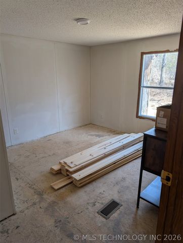 57334 S 36730 Road, Terlton, OK 74081