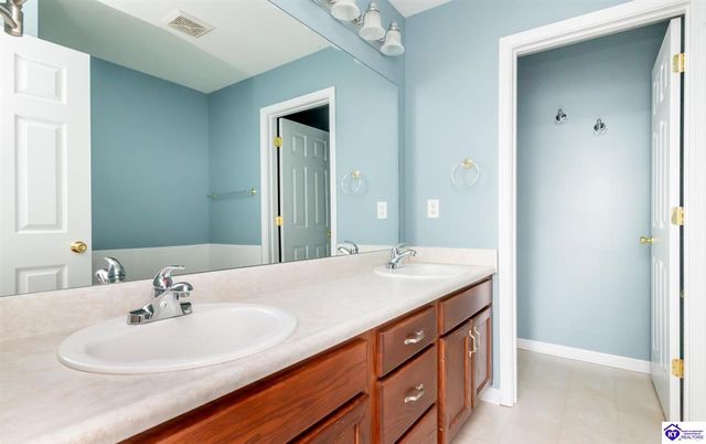 65 Camden Court, Elizabethtown, KY 42701