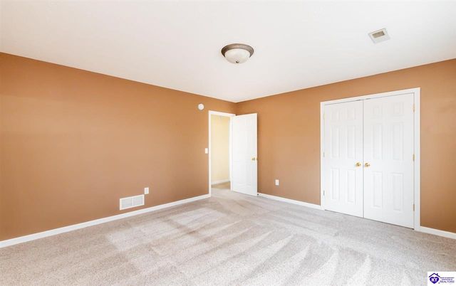 65 Camden Court, Elizabethtown, KY 42701