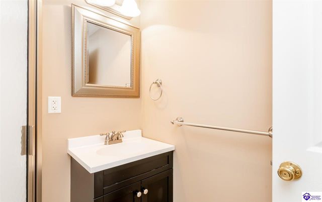 65 Camden Court, Elizabethtown, KY 42701