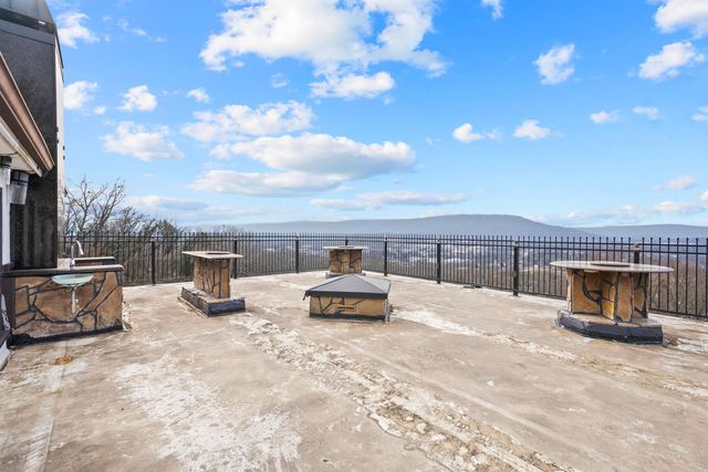 551 W Shadowlawn Drive, Chattanooga, TN 37404