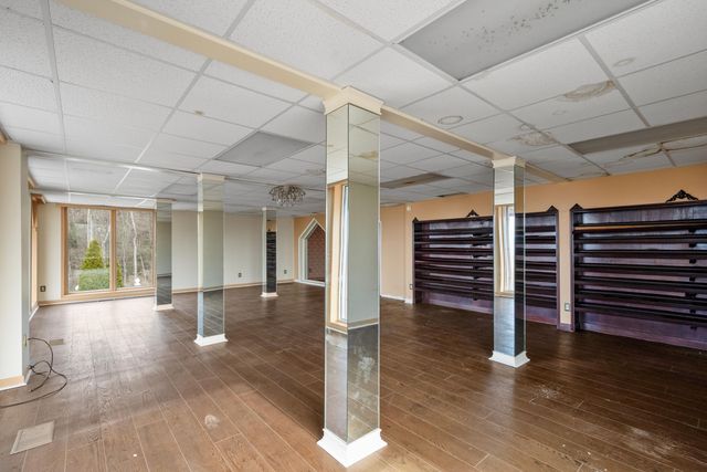 551 W Shadowlawn Drive, Chattanooga, TN 37404