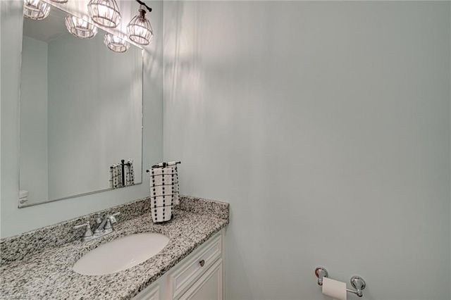 4984 Chrisfield Lane, Winston-salem, NC 27104