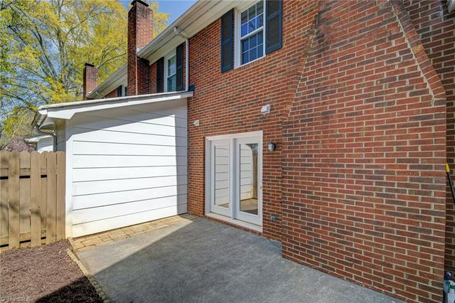 4984 Chrisfield Lane, Winston-salem, NC 27104