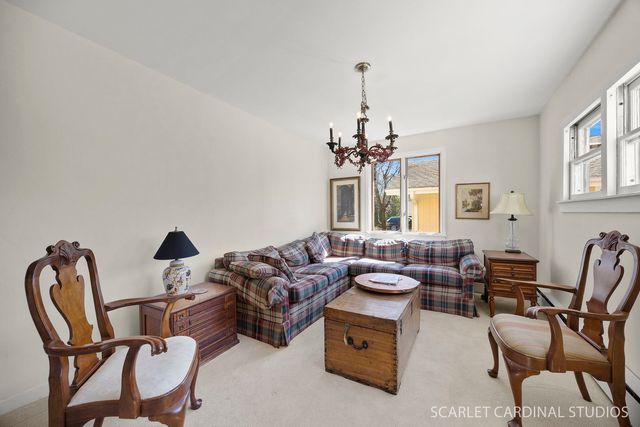 710 N Kenilworth Avenue, Glen Ellyn, IL 60137