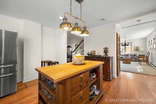 710 N Kenilworth Avenue, Glen Ellyn, IL 60137