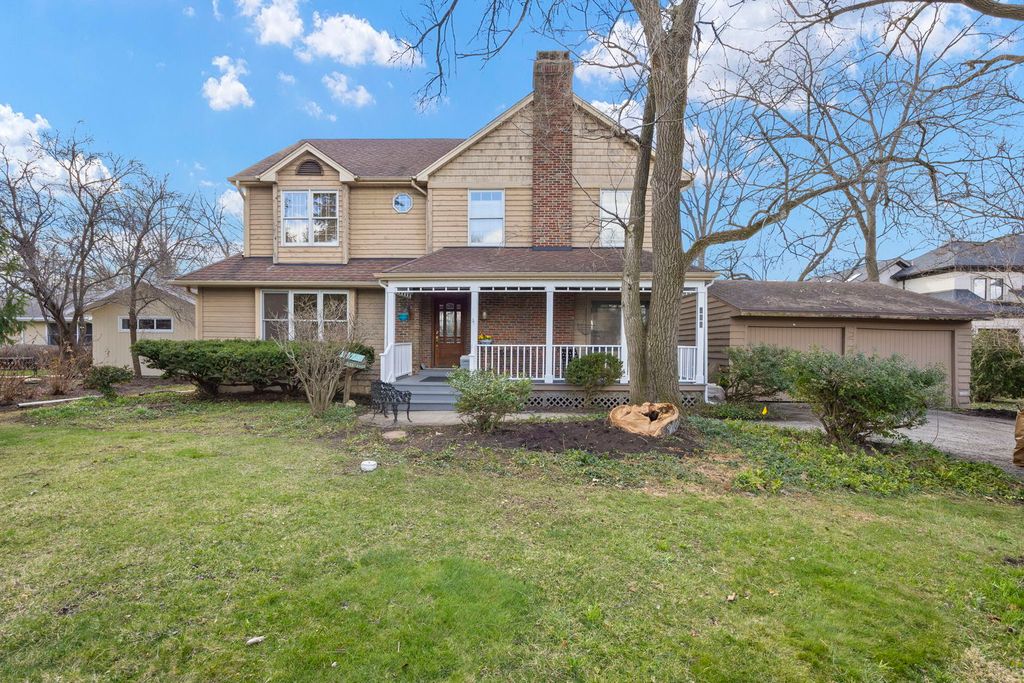 710 N Kenilworth Avenue, Glen Ellyn, IL 60137