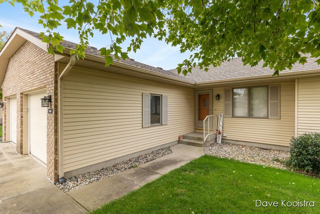 6084 Crystal Drive, Allendale, MI 49401