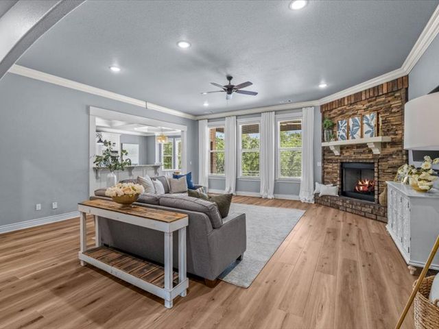 1410 Le Chesnay Drive, Centerton, AR 72719