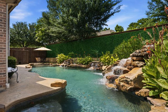 3326 Castlewood Boulevard, Highland Village, TX 75077