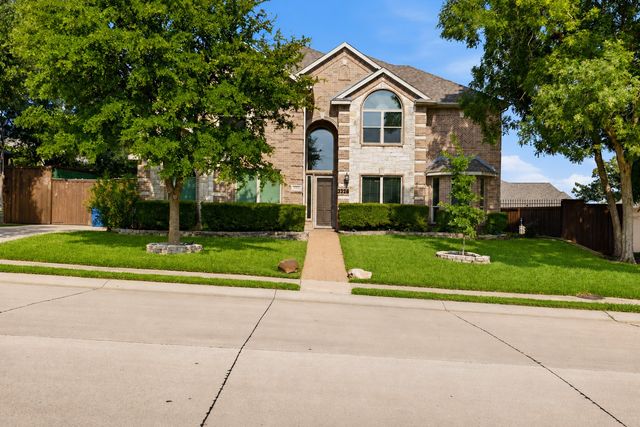 3326 Castlewood Boulevard, Highland Village, TX 75077