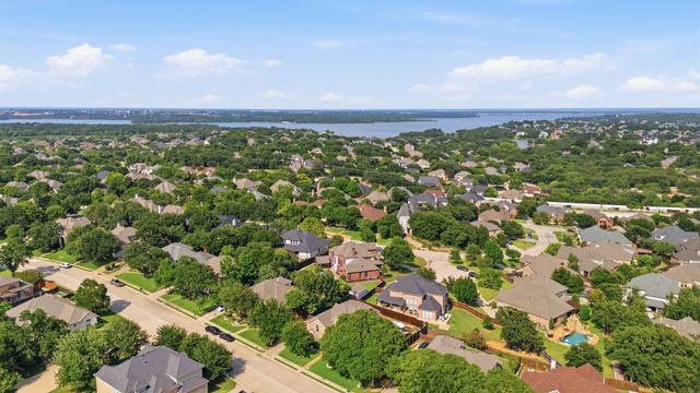 3326 Castlewood Boulevard, Highland Village, TX 75077