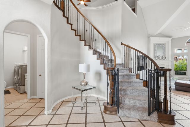 3326 Castlewood Boulevard, Highland Village, TX 75077