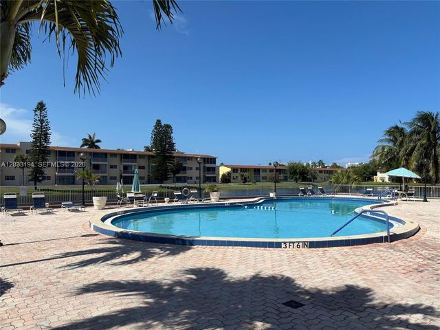2790 NE 201st Ter H101, Aventura, FL 33180