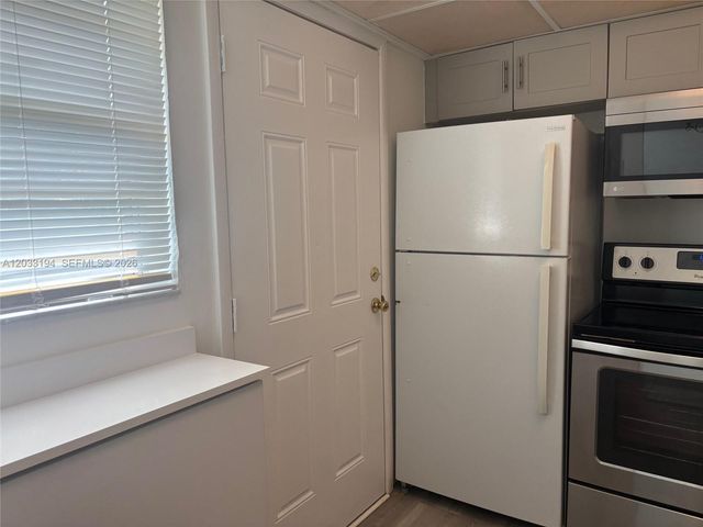2790 NE 201st Ter H101, Aventura, FL 33180