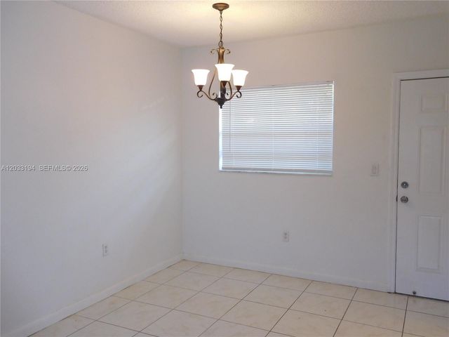 2790 NE 201st Ter H101, Aventura, FL 33180