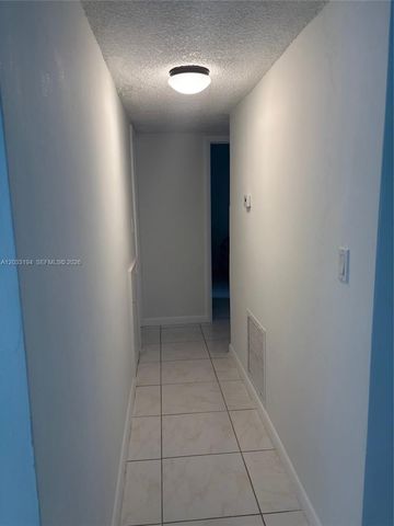 2790 NE 201st Ter H101, Aventura, FL 33180