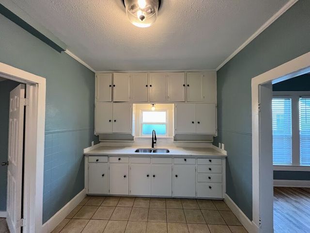 3217 NW 29th Street, Fort Worth, TX 76106