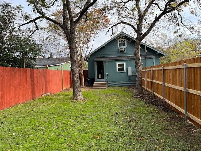 3217 NW 29th Street, Fort Worth, TX 76106