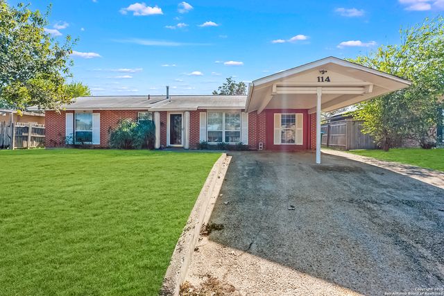 114 Goodhue, San Antonio, TX 78218