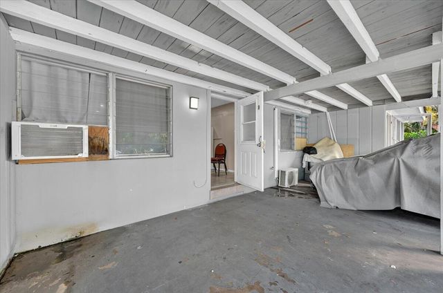 646 NE 38th Street, Oakland Park, FL 33334