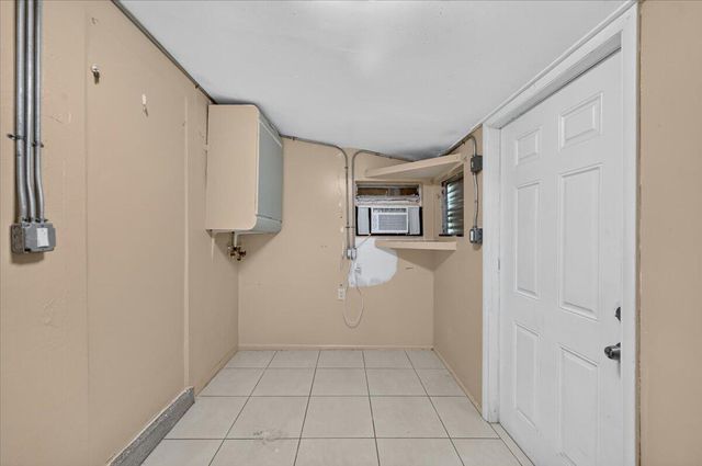646 NE 38th Street, Oakland Park, FL 33334
