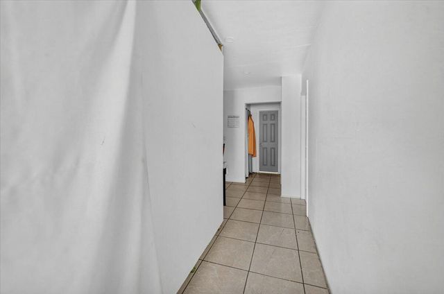 646 NE 38th Street, Oakland Park, FL 33334