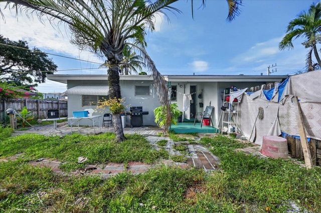 646 NE 38th Street, Oakland Park, FL 33334