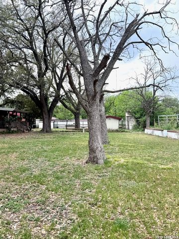 6565 WHITBY RD, San Antonio, TX 78240