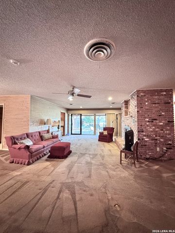 6565 WHITBY RD, San Antonio, TX 78240