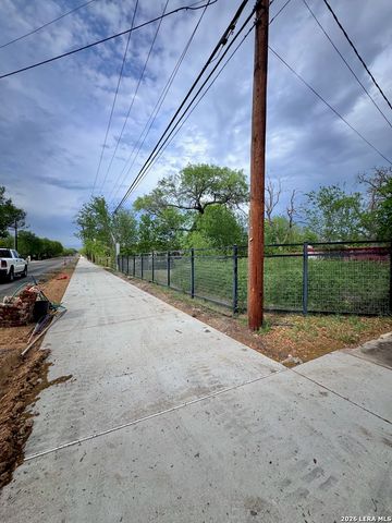 6565 WHITBY RD, San Antonio, TX 78240
