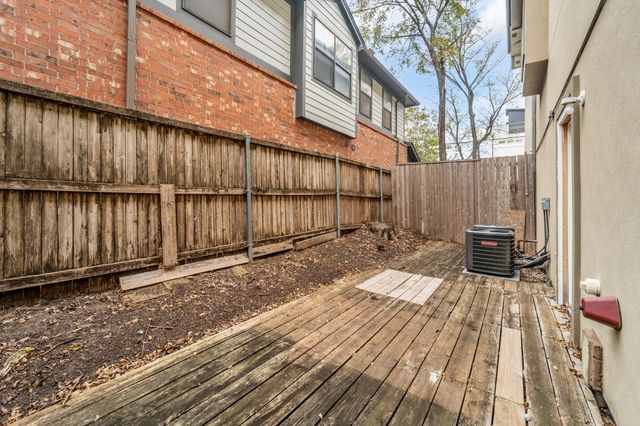 2203 N Carroll Avenue 1, Dallas, TX 75204