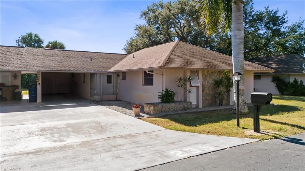 235 Thistle CT, LEHIGH ACRES, FL 33936 — exterior
