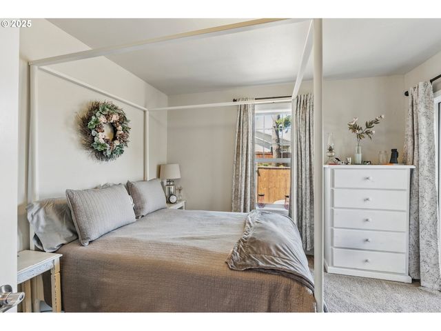 1508 SOUTHWEST Blvd, Coos Bay, OR 97420