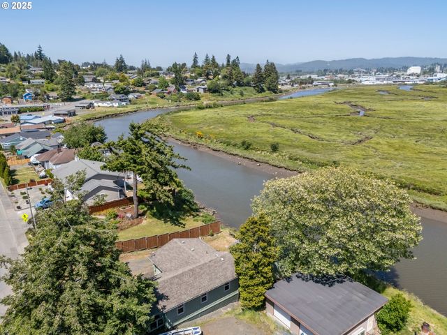 1508 SOUTHWEST Blvd, Coos Bay, OR 97420