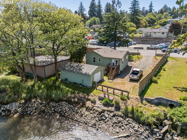 1508 SOUTHWEST Blvd, Coos Bay, OR 97420