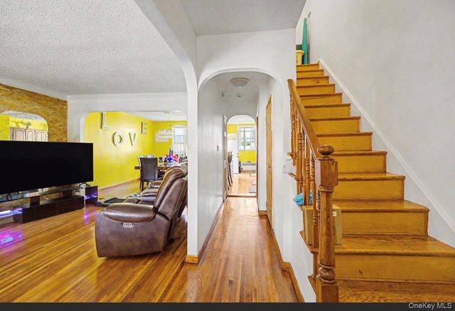 4315 Avenue J, Brooklyn, NY 11210
