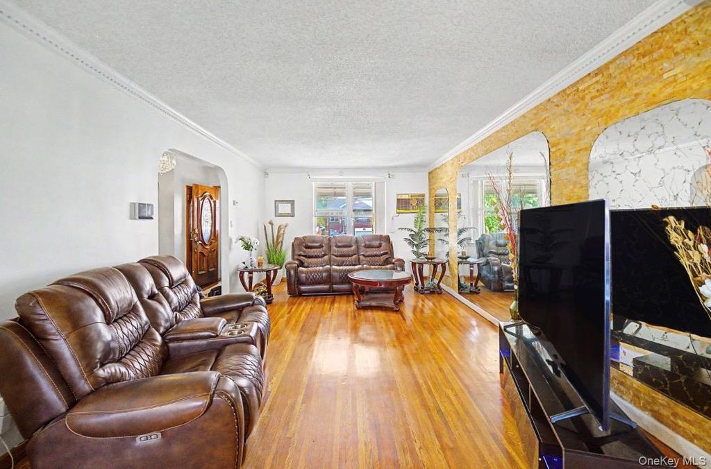 4315 Avenue J, Brooklyn, NY 11210 — photo 3